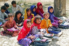 “Nous faisons l’école dans la rue” Arnou et Ann Van Hellemont