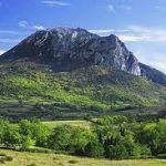 Le Mont Bugarach et ses environs