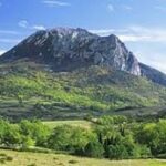 Le Puech de Bugarach et ses environs